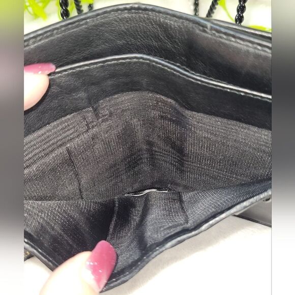 Authentic Gucci Black Lambskin Leather & Bamboo Compact Wallet - Picture 14 of 17